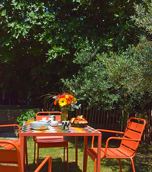 Petit déjeuner dans l'herbe